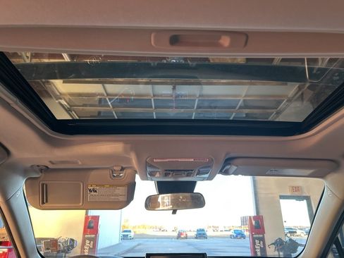 Used 2019 Toyota RAV4 XLE image 24