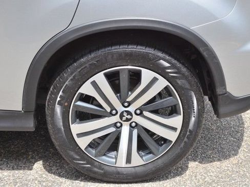 Used 2025 Mitsubishi Outlander Sport ES AWD/4WD image 12