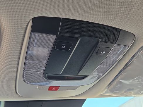 New 2026 Kia Sportage EX image 32