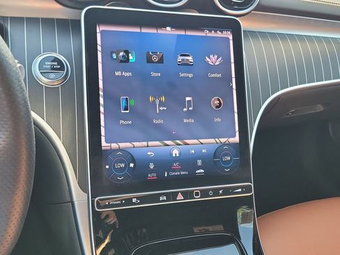 Used 2024 Mercedes-Benz C 300 C 300 image 13