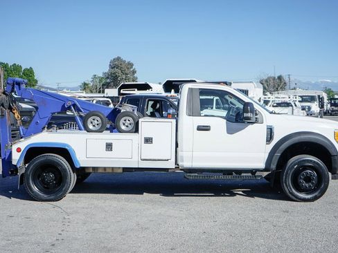 Used 2017 Ford F550 2WD Regular Cab Super Duty w/ Advanced Security Pack image 16