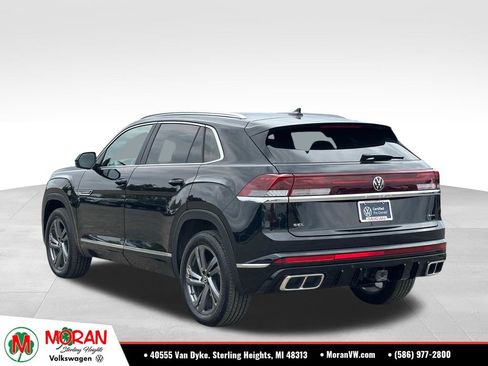 Certified 2024 Volkswagen Atlas Cross Sport SEL R-Line AWD/4WD image 3