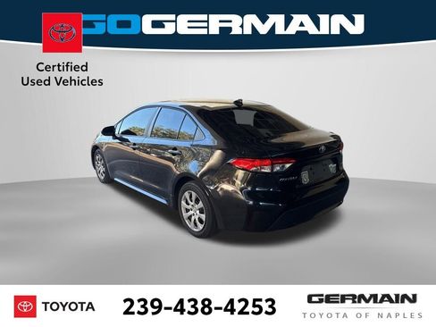 Certified 2022 Toyota Corolla LE image 4