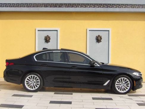 Used 2022 BMW 530i xDrive w/ Convenience Package image 6