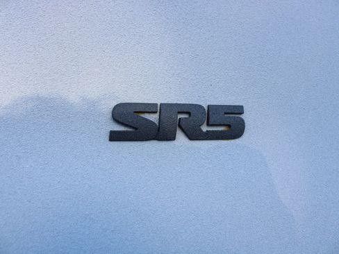 Used 2015 Toyota 4Runner SR5 image 28