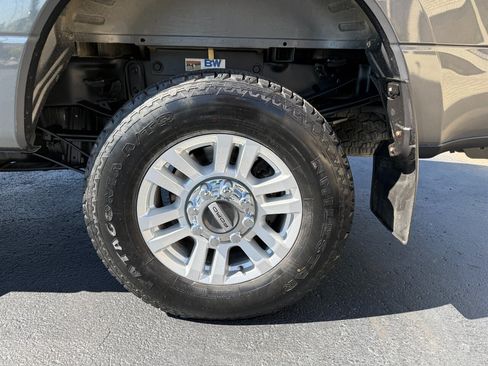 Used 2018 Ford F250 XLT w/ XLT Value Package AWD/4WD image 23