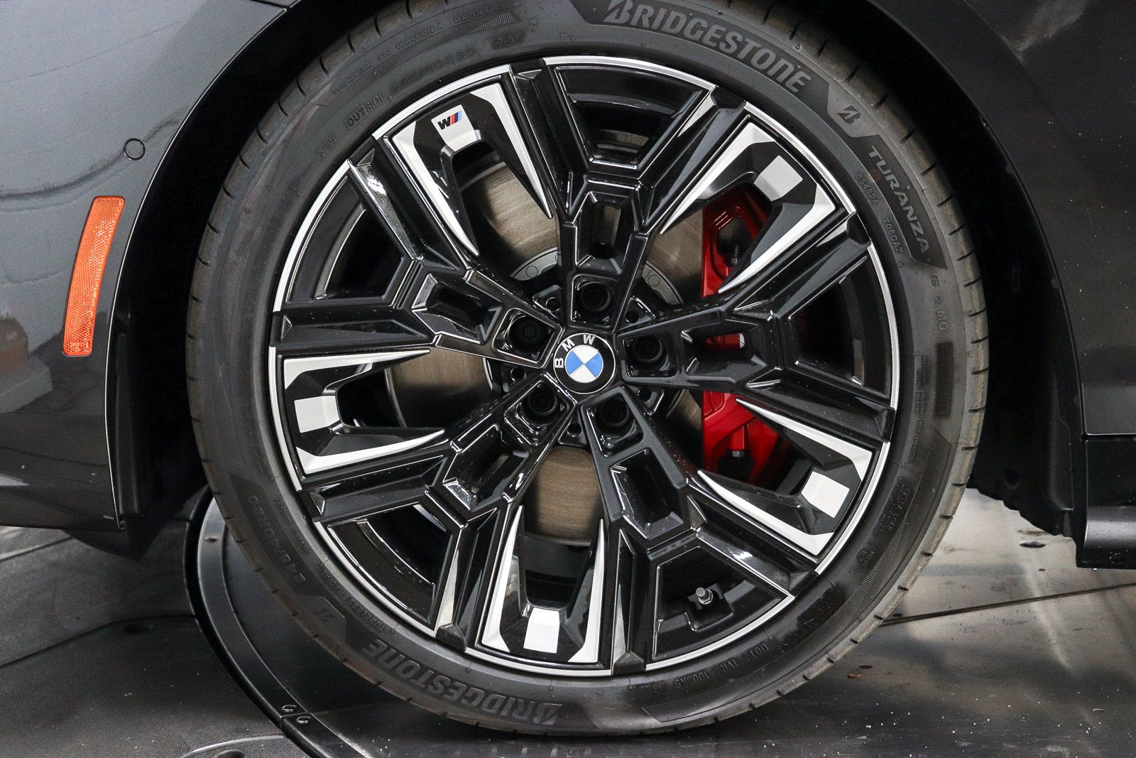 New 2026 BMW i5 M60 w/ Premium Package AWD/4WD image 9