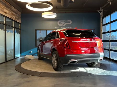 Used 2024 Cadillac XT5 Premium Luxury w/ Technology Package AWD/4WD image 5