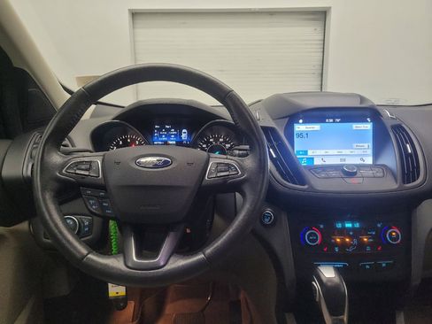 Used 2019 Ford Escape SEL FWD image 22