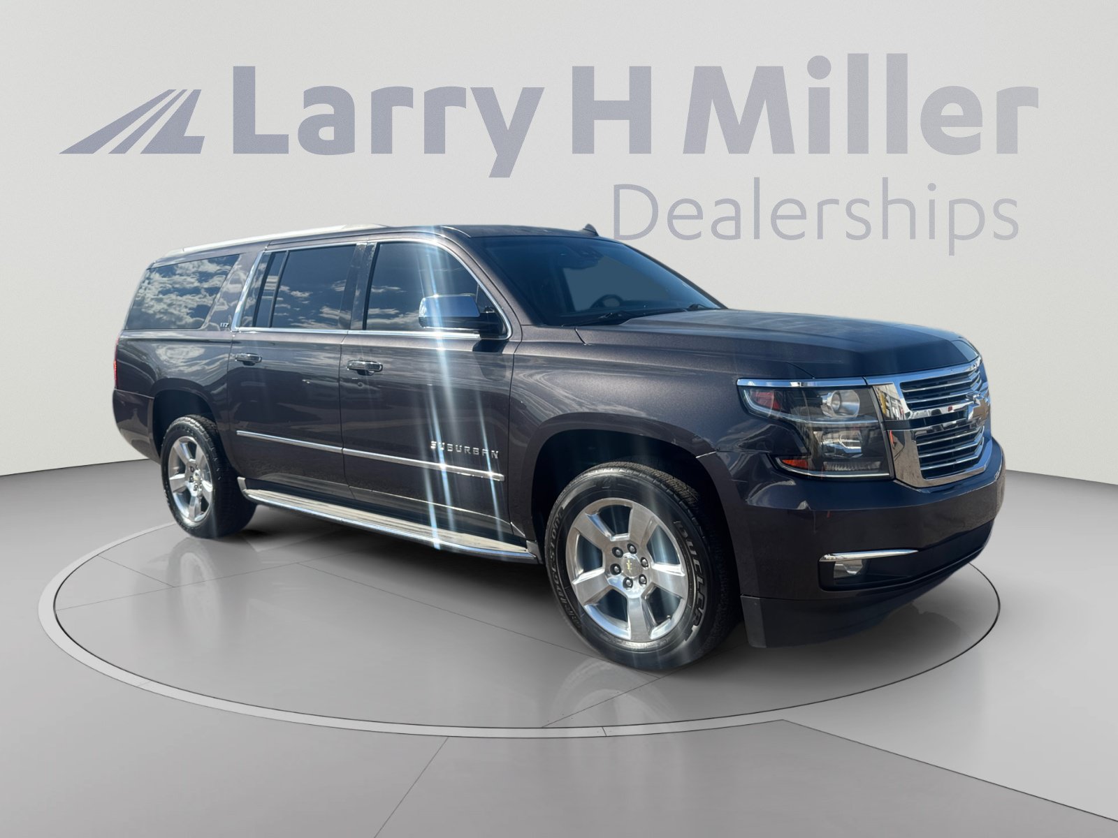 Used 2015 Chevrolet Suburban LTZ AWD/4WD image 7
