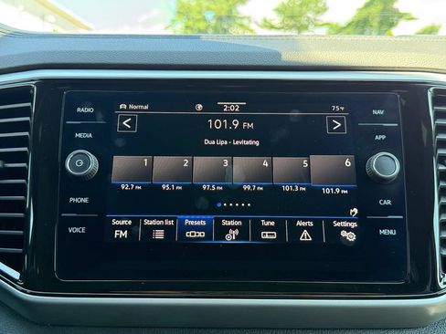 Used 2023 Volkswagen Atlas Cross Sport SEL AWD/4WD image 14