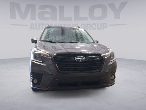 Used 2024 Subaru Forester Premium AWD/4WD image 8
