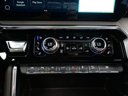 Used 2024 GMC Sierra 1500 Denali image 28