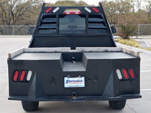 Used 2018 RAM 2500 Tradesman w/ Chrome Appearance Group image 7