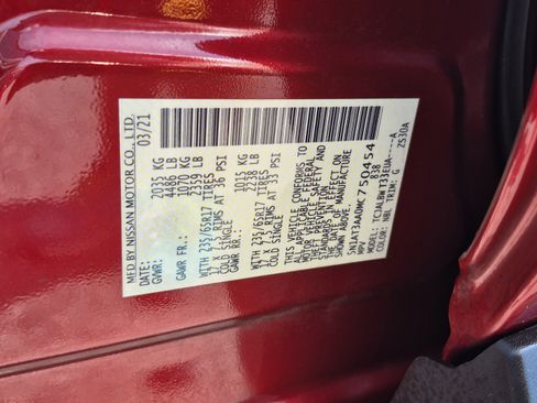 Used 2021 Nissan Rogue S FWD image 33