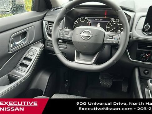 New 2026 Nissan Rogue SV image 25