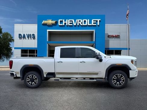Used 2021 GMC Sierra 3500 Denali w/ Denali Ultimate Package AWD/4WD image 2