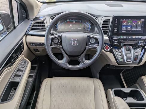 Used 2023 Honda Odyssey Elite image 14