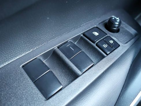 Used 2021 Toyota Corolla SE image 17