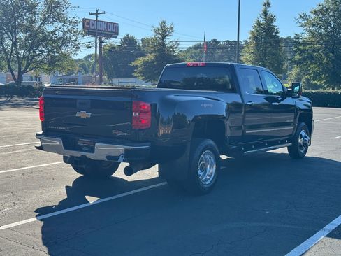 Used 2015 Chevrolet Silverado 3500 LTZ w/ Duramax Plus Package image 6