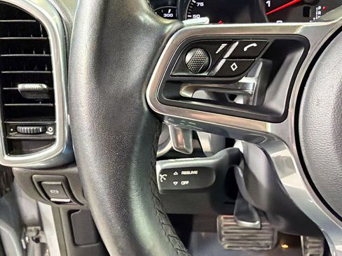 Used 2018 Porsche Cayenne image 37