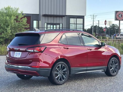 Used 2023 Chevrolet Equinox RS w/ RS Leather Package FWD image 4