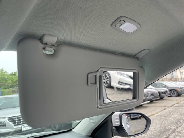 Used 2024 Hyundai Kona SEL w/ Convenience Package AWD/4WD image 25