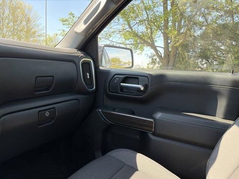 Used 2022 Chevrolet Silverado 1500 RST w/ Bed Protection Package image 23