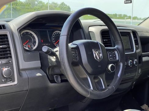 Used 2017 RAM 1500 Tradesman w/ Popular Equipment Group RWD image 5