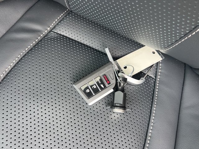 New 2025 Acura RDX w/ Technology Package AWD/4WD image 26