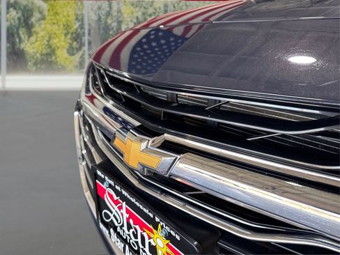 Used 2025 Chevrolet Malibu LT FWD image 20