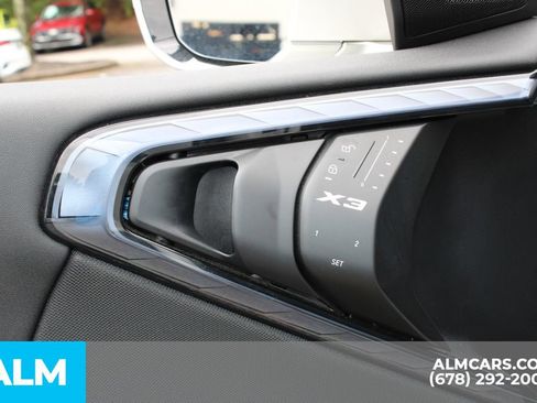 Used 2025 BMW X3 xDrive30i AWD/4WD image 14