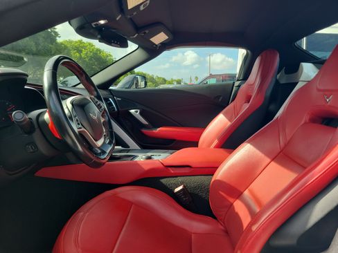 Used 2017 Chevrolet Corvette Stingray Convertible RWD image 14