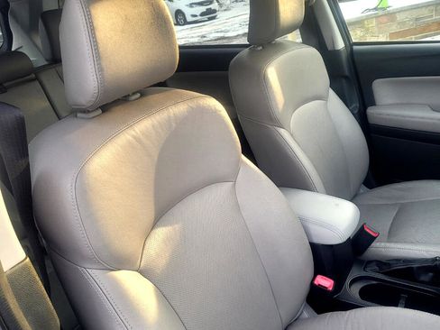 Used 2015 Subaru Forester 2.5i Limited image 25