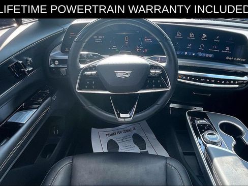 Used 2025 Cadillac Lyriq Luxury w/ LPO, Floor Liner Package AWD/4WD image 6