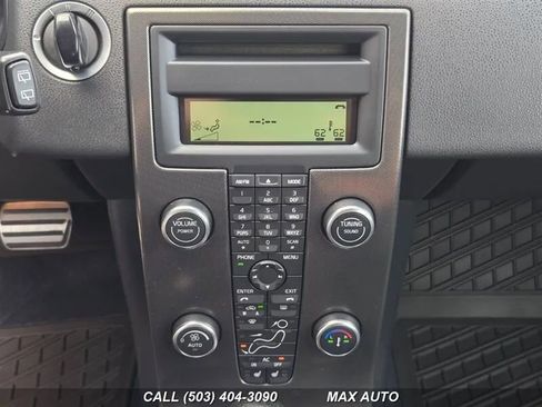 Used 2011 Volvo C30 T5 R-Design image 24