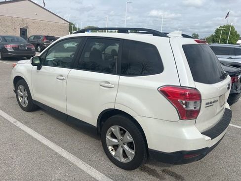 Used 2016 Subaru Forester 2.5i Premium AWD/4WD image 3