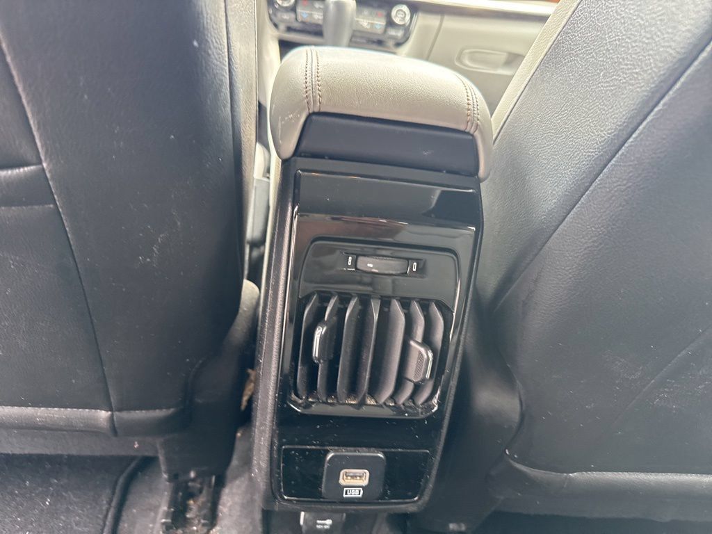 Used 2022 Jeep Compass Limited AWD/4WD image 36