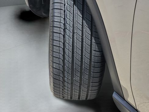Certified 2021 Mercedes-Benz GLS 450 4MATIC image 33