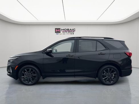 Used 2023 Chevrolet Equinox RS image 4