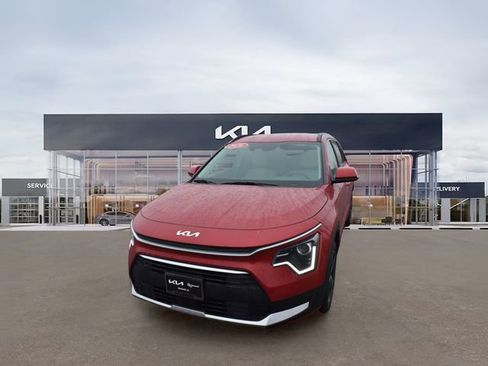 New 2026 Kia Niro EX FWD image 8
