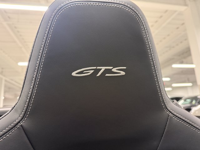 Certified 2024 Porsche 911 Carrera GTS RWD image 28
