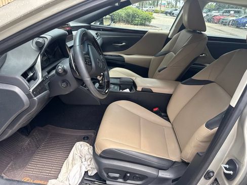 Used 2020 Lexus ES 350 w/ Premium Package FWD image 21