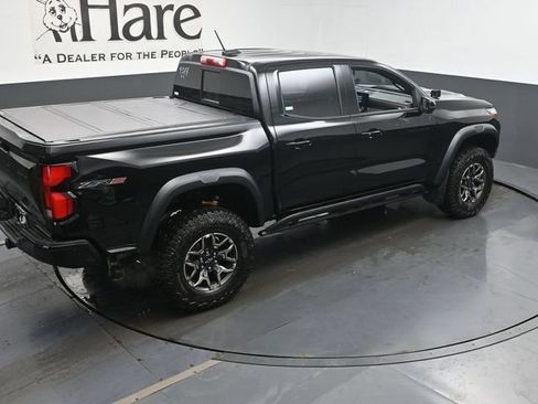 New 2026 Chevrolet Colorado ZR2 w/ Off-Road Front Bumper Package AWD/4WD image 18