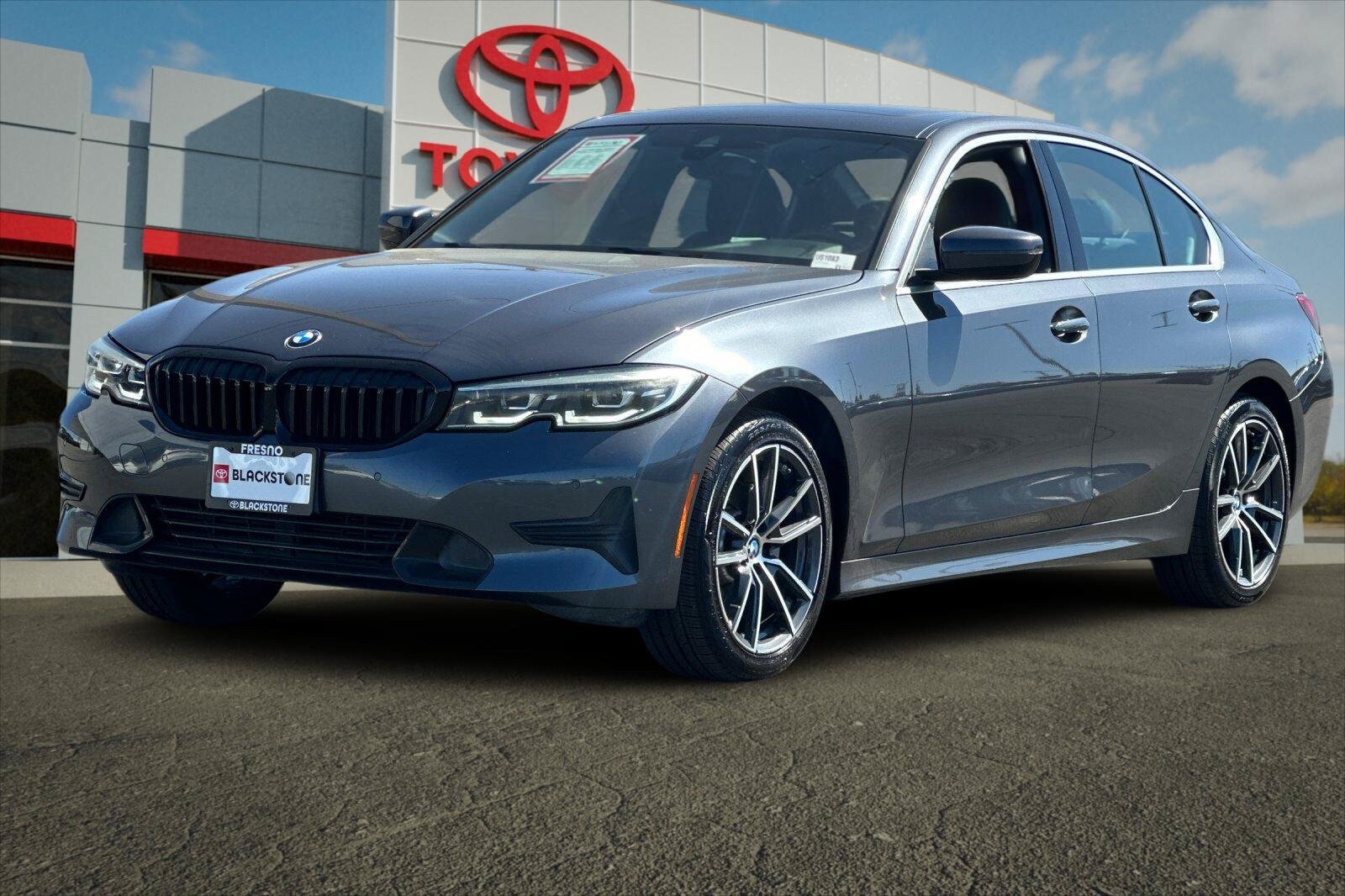 Used 2021 BMW 330i xDrive Sedan w/ Driving Assistance Package AWD/4WD image 7