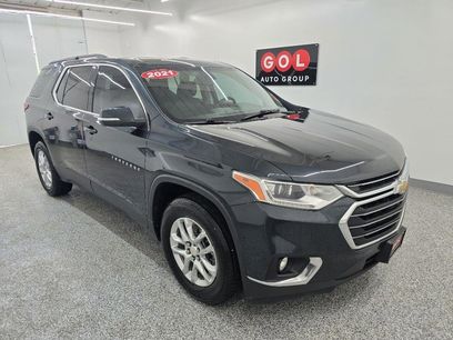 Used 2021 Chevrolet Traverse LT