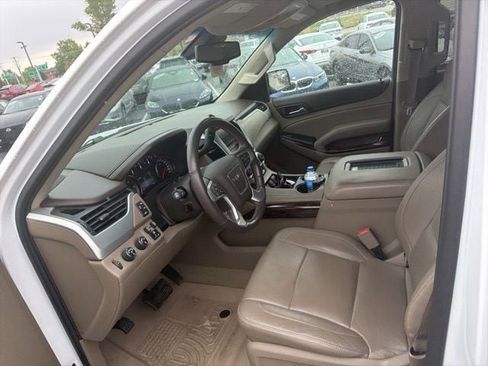 Used 2016 GMC Yukon SLT w/ Open Road Package AWD/4WD image 8
