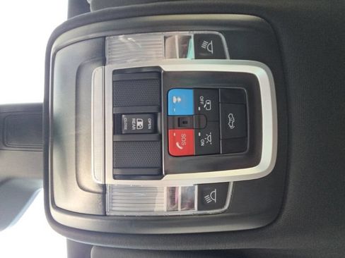 Used 2025 RAM 1500 Big Horn AWD/4WD image 30