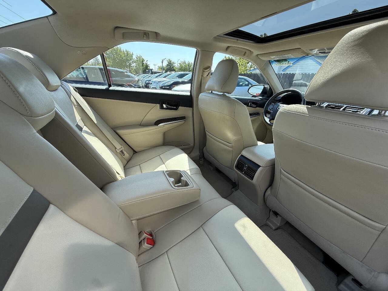 Used 2012 Toyota Camry XLE FWD image 19