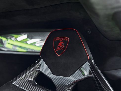 Used 2022 Lamborghini Huracan STO image 49